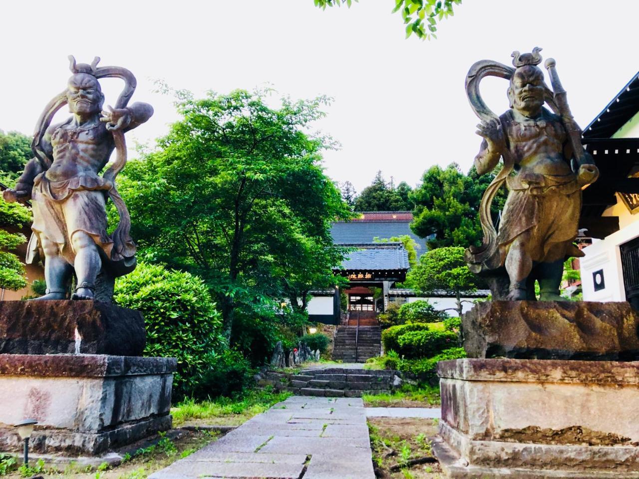 Ryutakuzenji 宿坊 Takasaki Zewnętrze zdjęcie